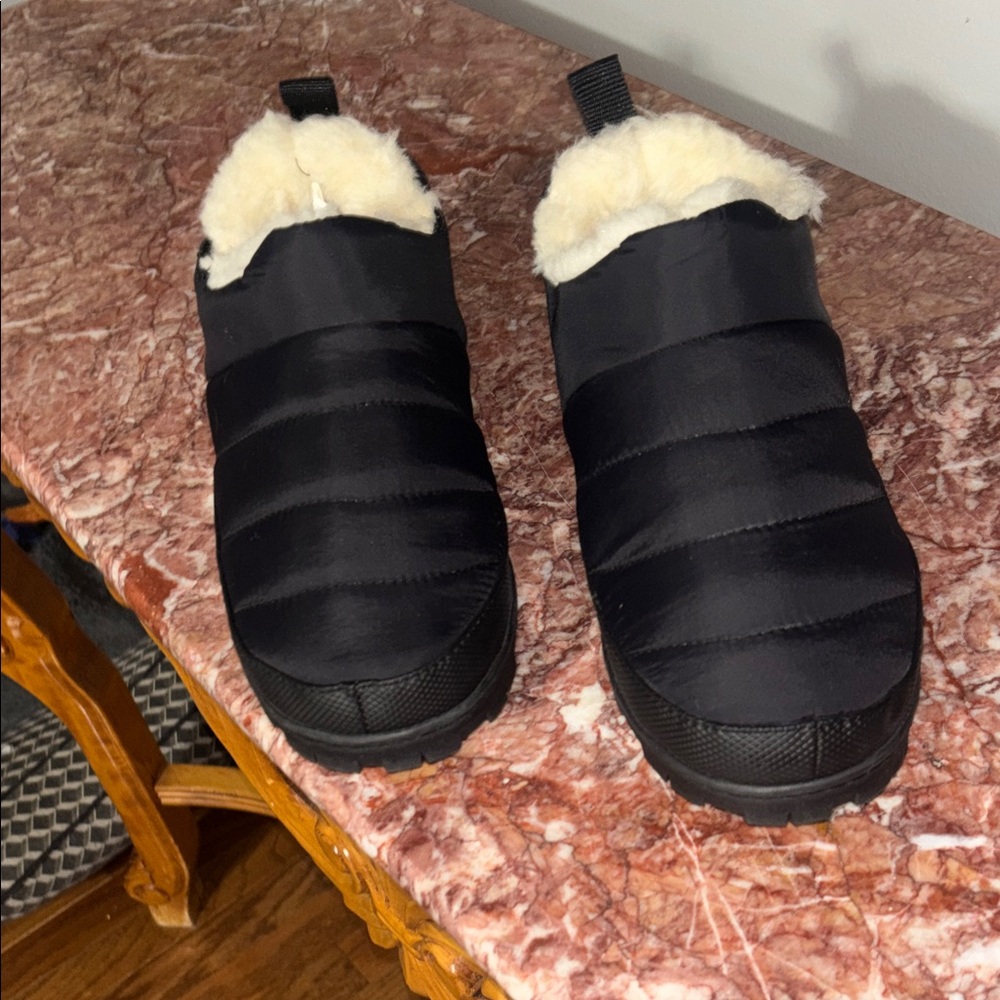 Natural Reflections Black Ankle Boots with Cream Lining